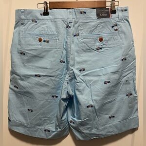 NWT Hilfiger 34 shorts
